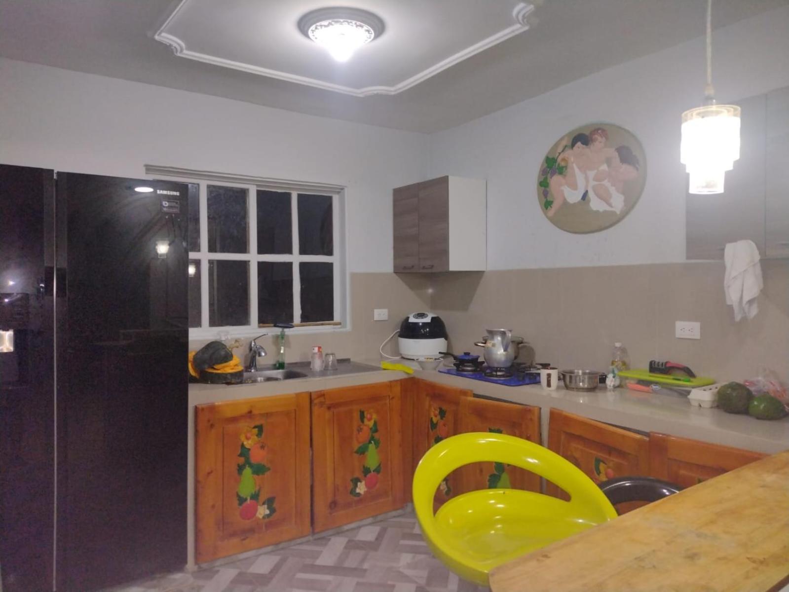 Гостьовий будинок Sapiens House Oasis Yumbo Екстер'єр фото